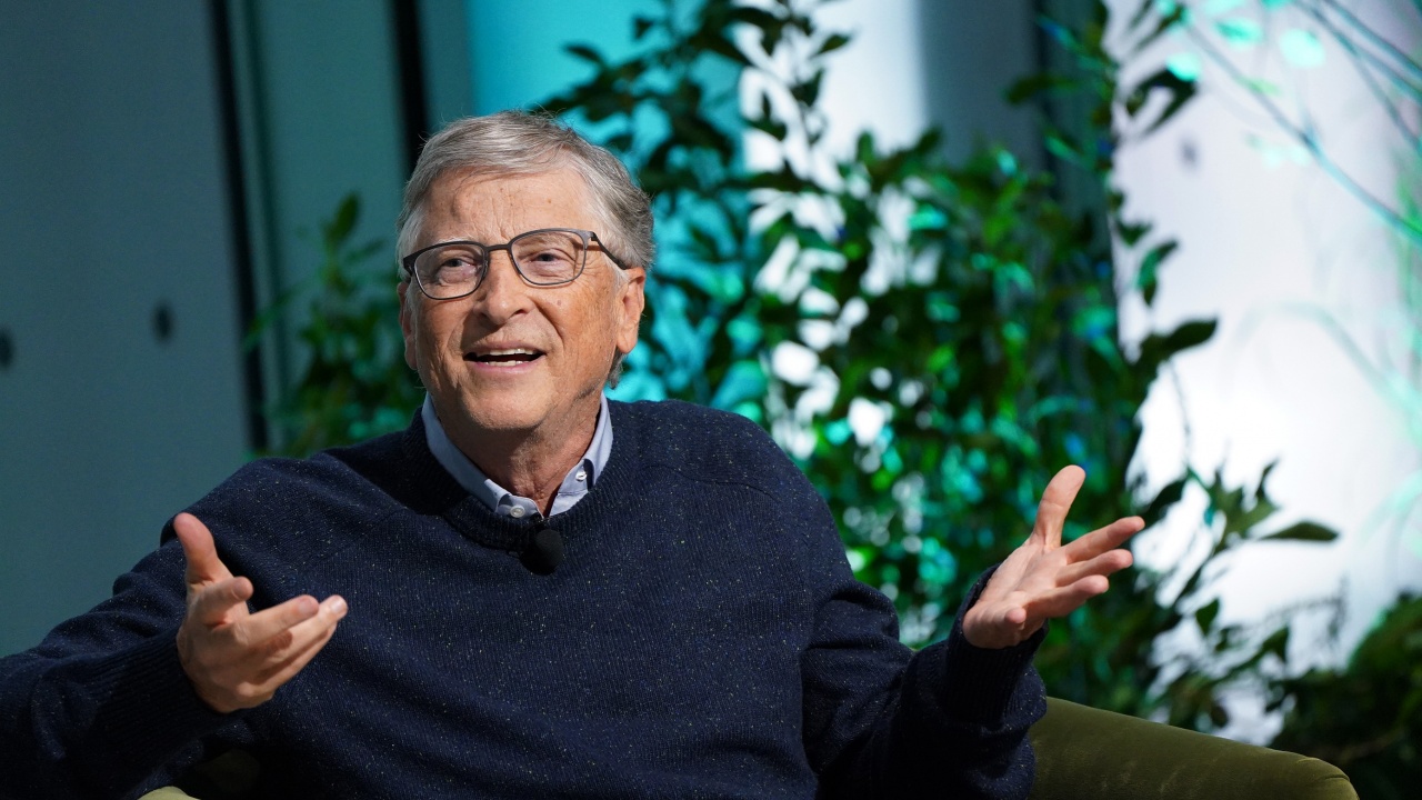 Бил Гейтс: Скоро няма да е необходимо да използваме отделни приложения за различни задачи