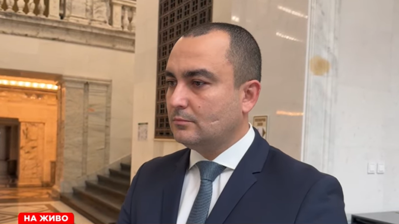 Александър Иванов от ГЕРБ очаква да се искат оставките и на още двама министри заради "Лукойл"