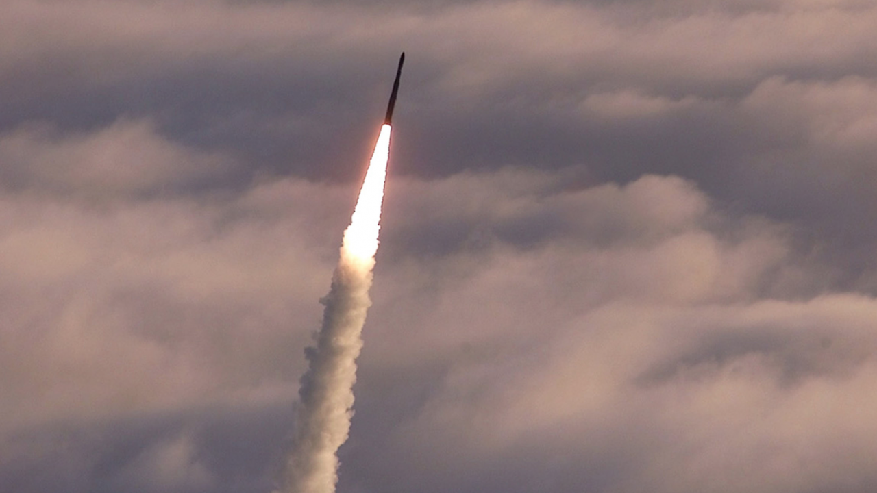 Франция извърши успешно изпитание на стратегическа балистична ракета