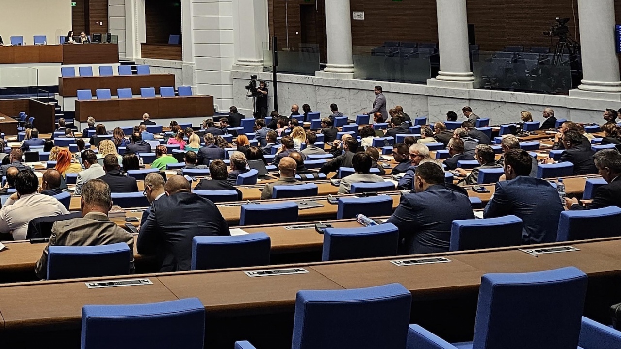 Депутатите гласуваха на второ четене част от текстовете за изменения в Закона за авторското право и сродните му права