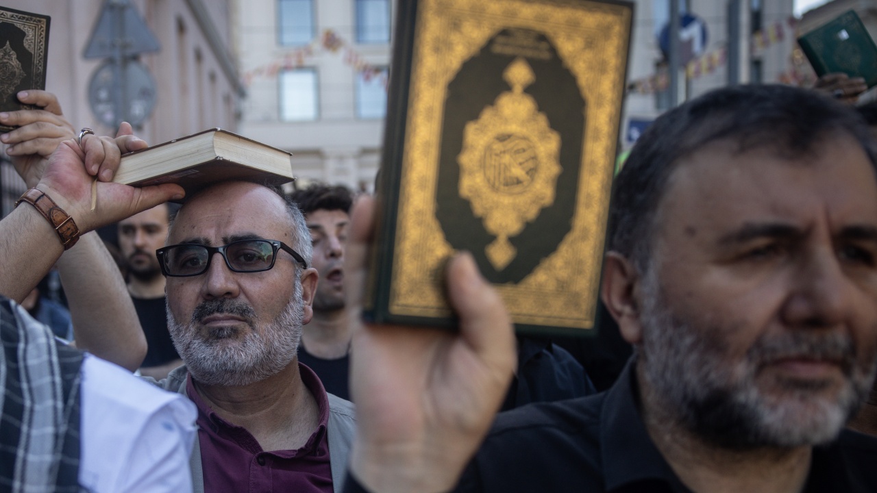 Нидерландските мюсюлмани са обезпокоени от победата на Герт Вилдерс в парламентарния вот