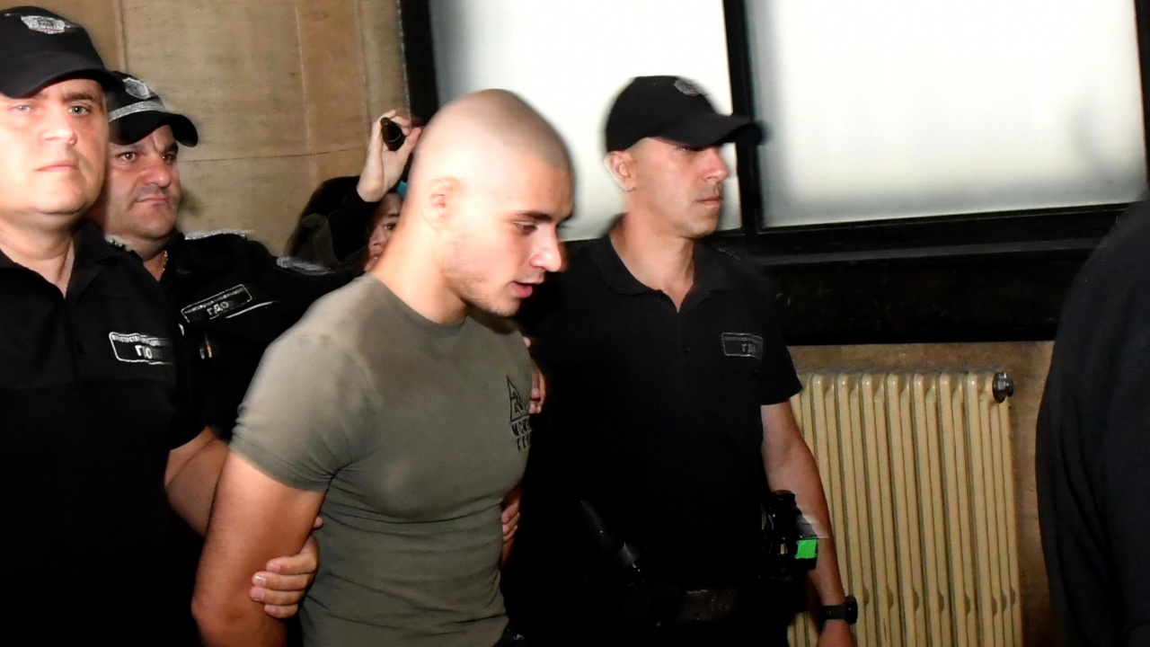 Районният съд в Дупница остави в ареста прокурорския син от Перник