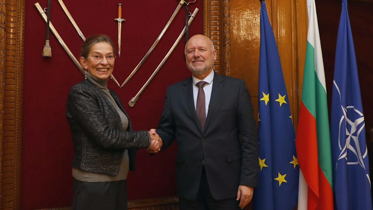 Министър Тагарев се срещна с германския посланик