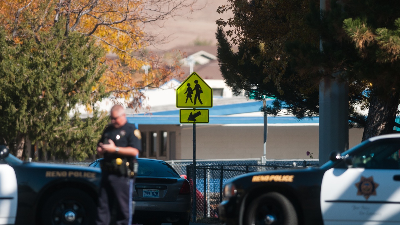 Масова стрелба в кампус в Невада, съобщава се за множество жертви