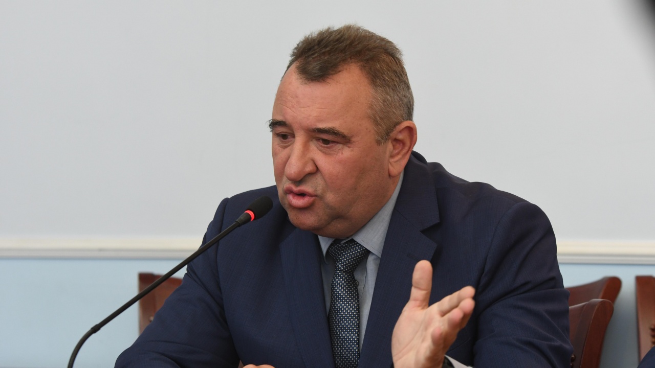 Скандалът с "Пирогов": Очаква се официална позиция на Валентин Димитров
