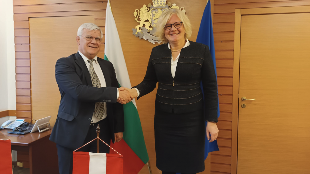 Министър Вътев разговаря с австрийския посланик