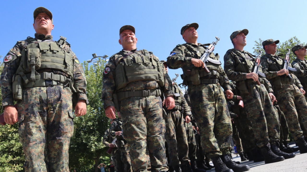 Военните, които участват в операцията на ЕС в Босна и Херцеговина "Алтеа", се завръщат в България