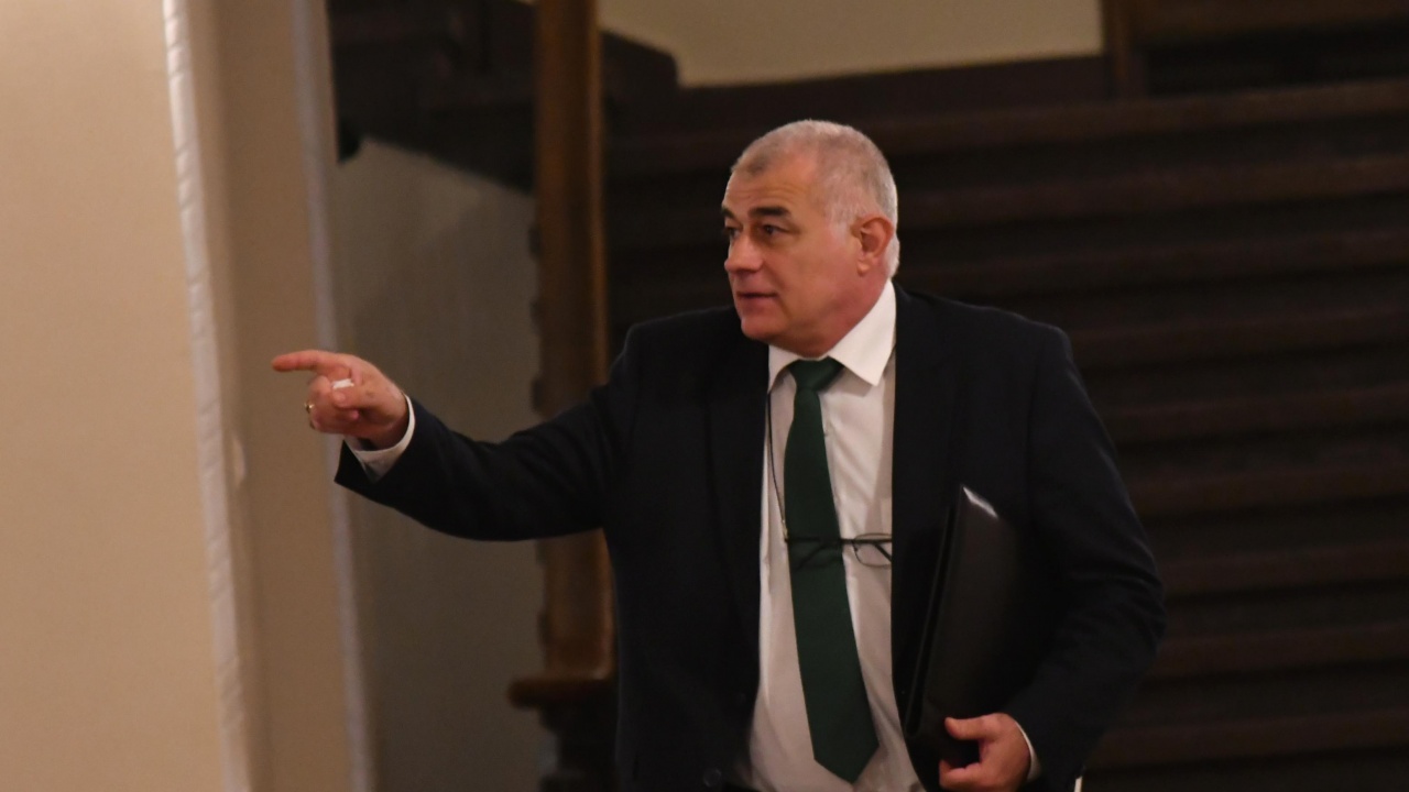 Георги Гьоков призова президента да покаже предложенията си за промени в Конституцията