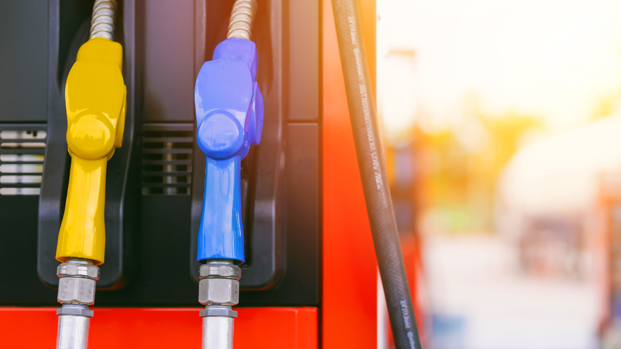Поевтиняване: Цените на бензина и дизела - още надолу