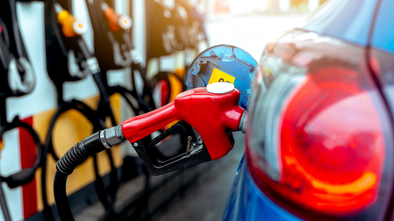 Горивата поевтиняха - увеличи ли се оборотът на бензиностанциите