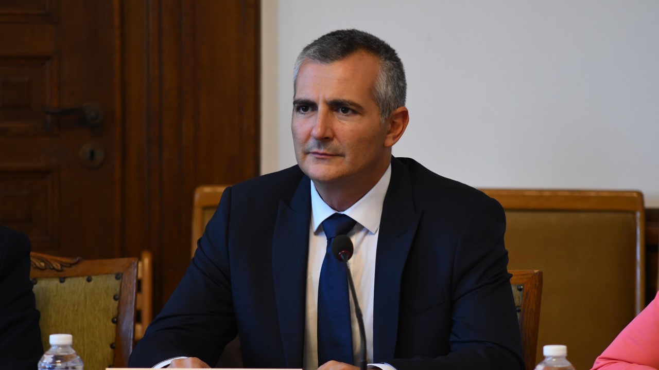 Министър Димитър Илиев за ареста в спортното министерство: При нас няма място за рекети
