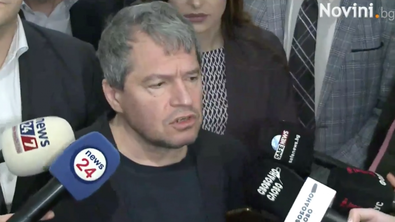 Тошко Йорданов: В момента опозицията е безсилна, имате сглобка между комунисти и мафиоти