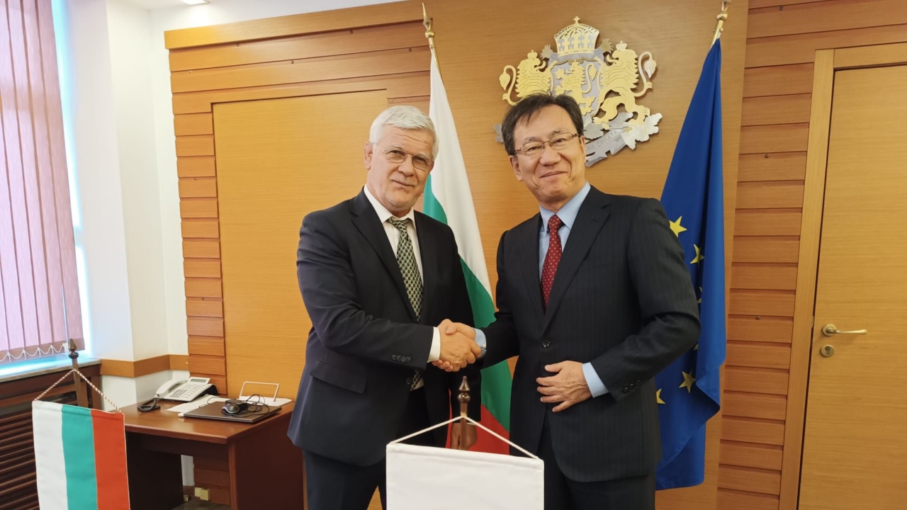 Министър Вътев се срещна с  посланика на Япония в България Н. Пр. Хисаши Мичигами