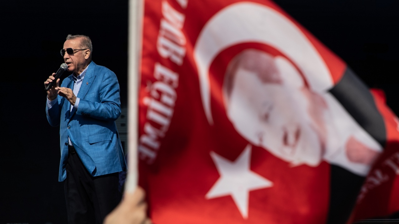 Ердоган и партията му подготвят активна предизборна кампания за местните избори през 2024 г.