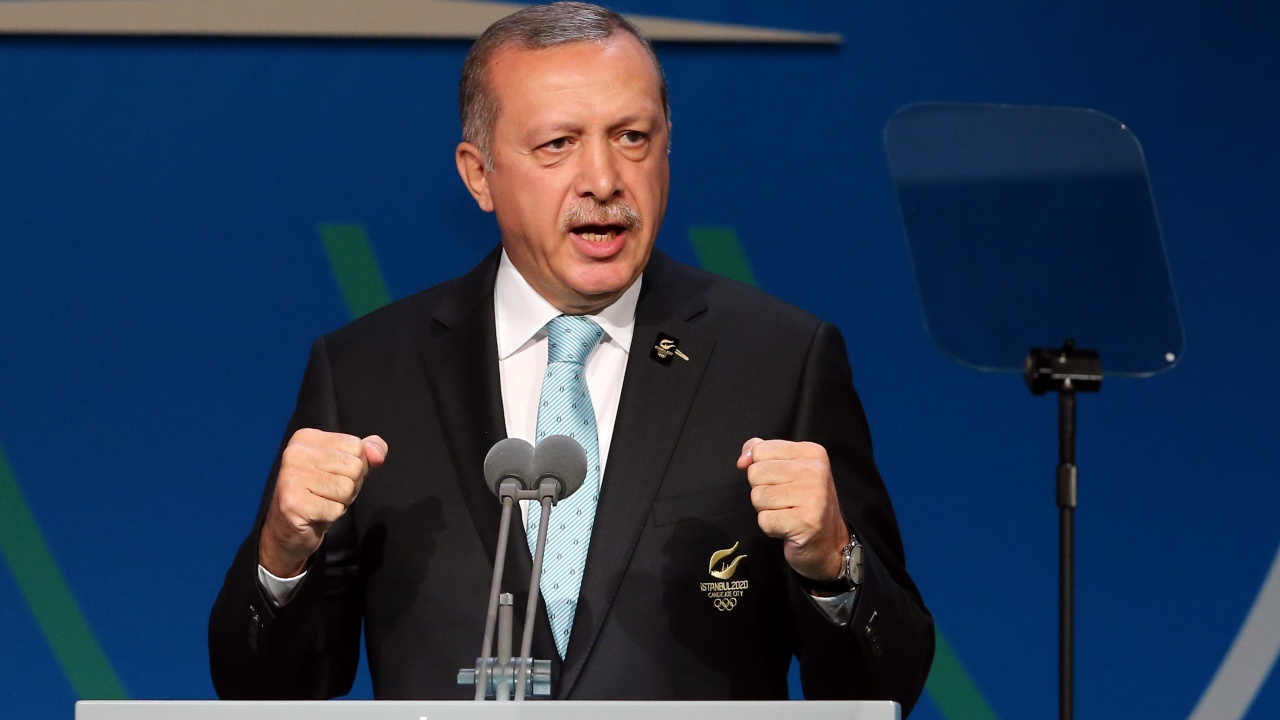 Реджеп Ердоган: Турция няма да позволи присъствие на терористична организация край границите си
