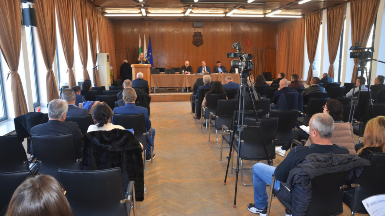 Общинските съветници от ГЕРБ не се явиха на извънредно заседание на ОС – Видин