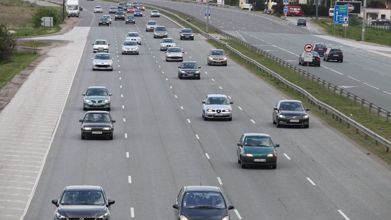 Очаква се интензивен трафик по „Хемус“ по посока Варна