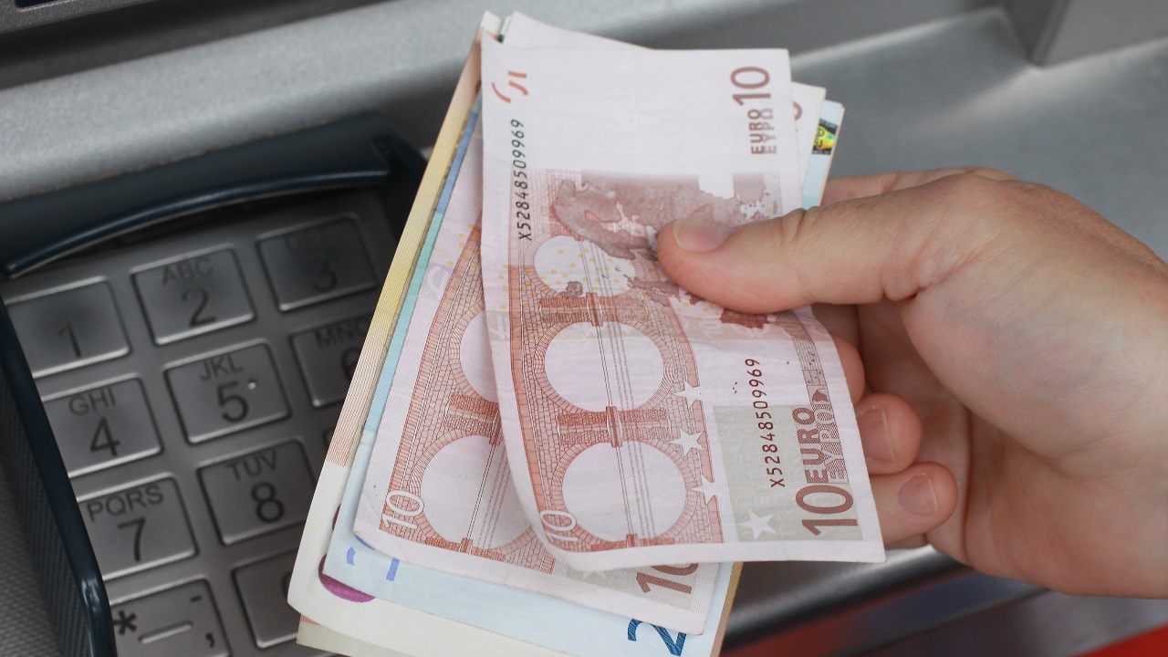 Българската фондова борса очаква повече инвеститори след приемането на еврото