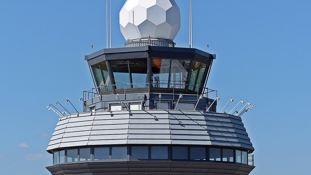 Инцидент в контролната кула на летище Скопие