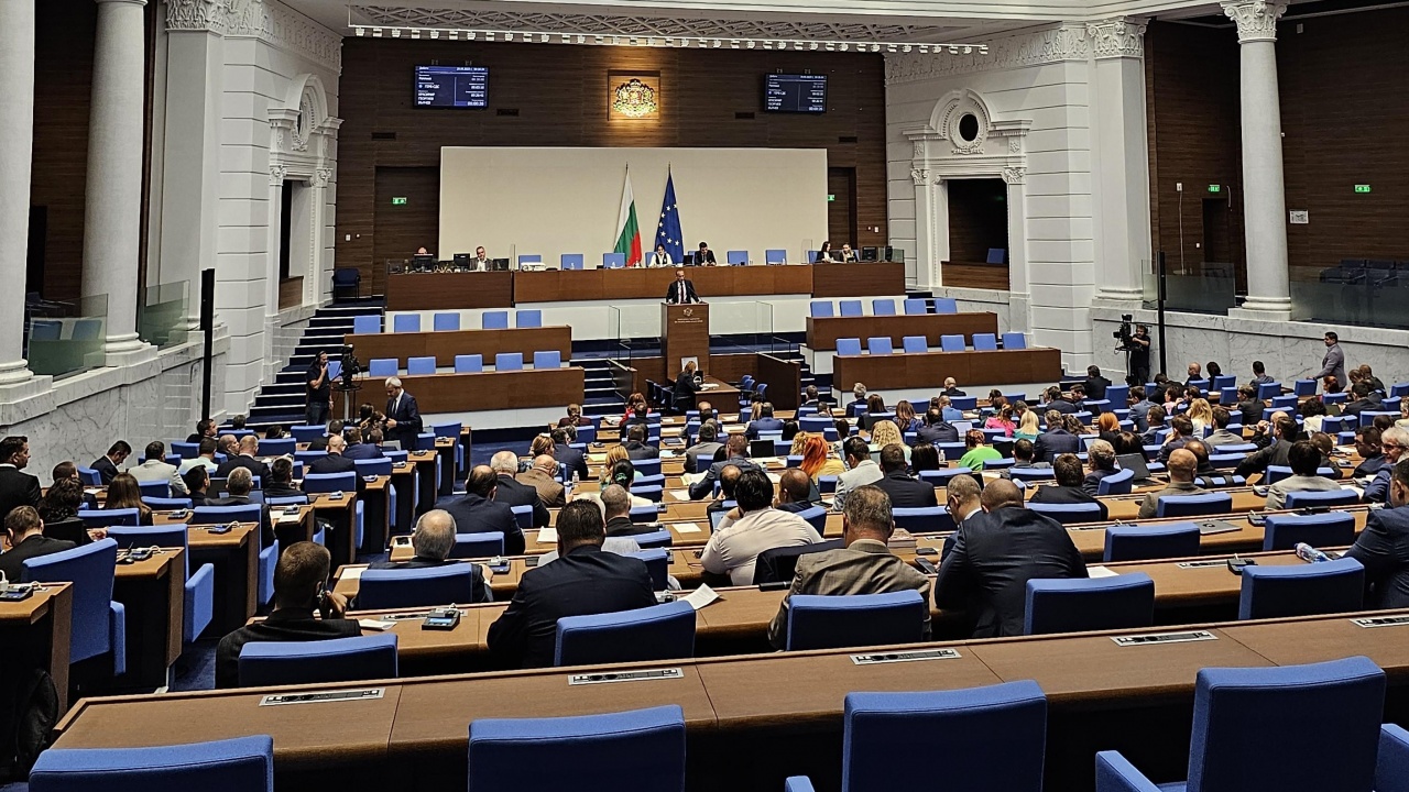 Депутатите приеха на първо четене промени в Закона за професионалното образование и обучение