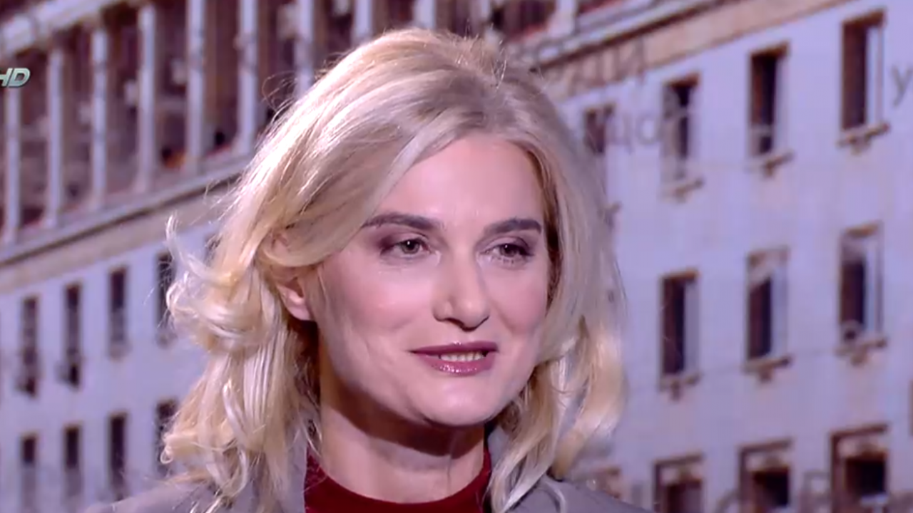 Зарица Динкова: Фокусирана съм върху работата си като министър на туризма