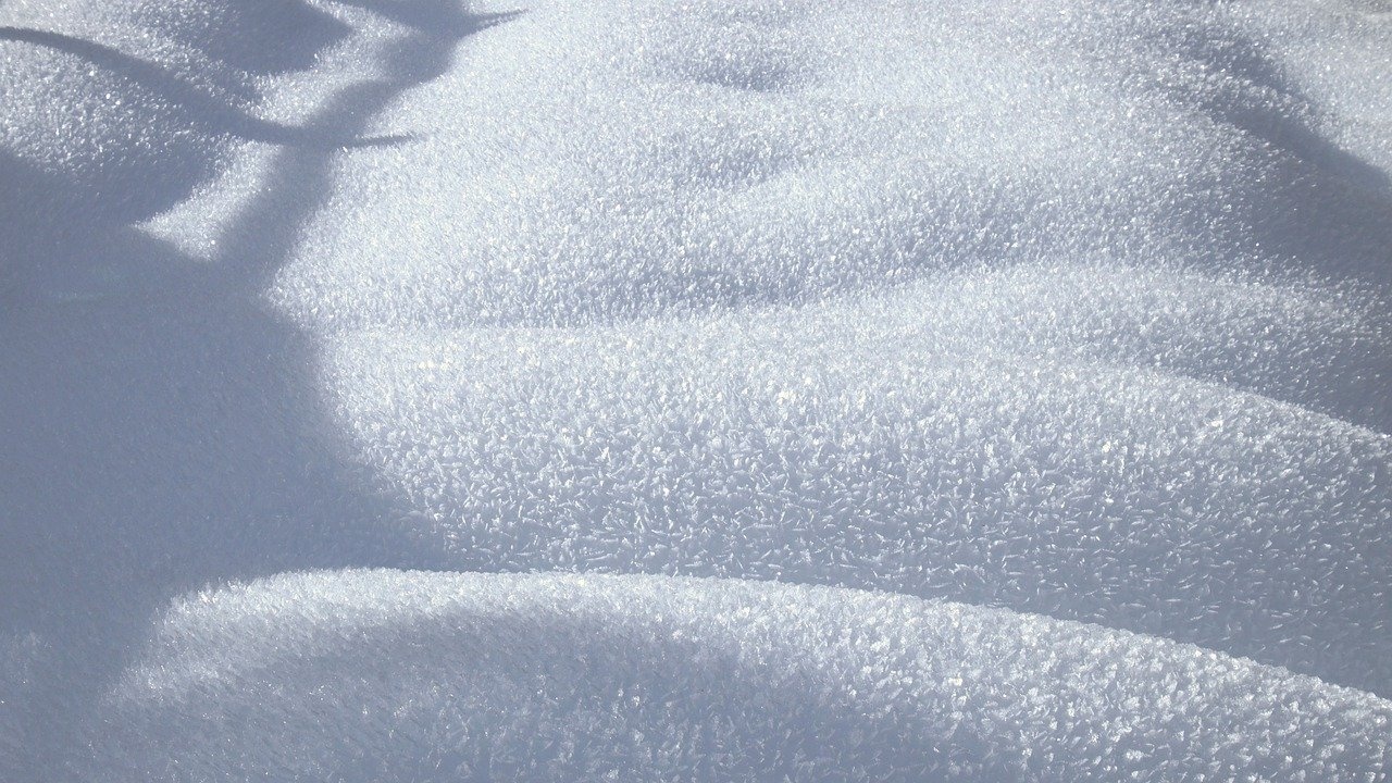 МВнР: Не пътувайте в Норвегия, очаква се опасен снеговалеж