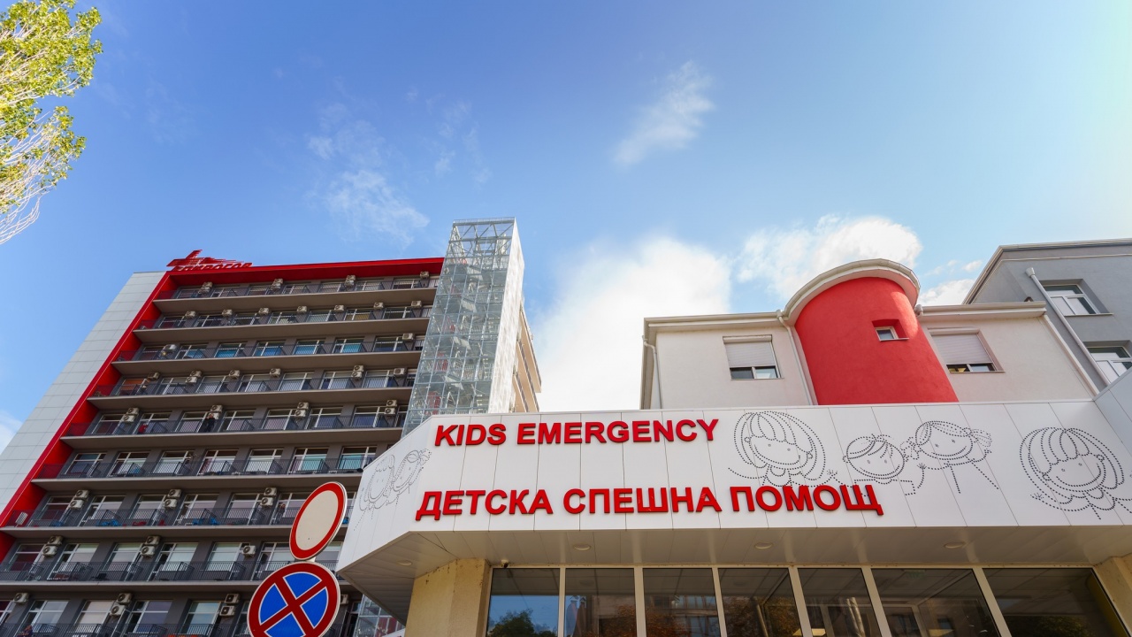 Случаят Даная: Лекари в "Пирогов" заплашиха с масови напускания, искат оставката на здравния министър