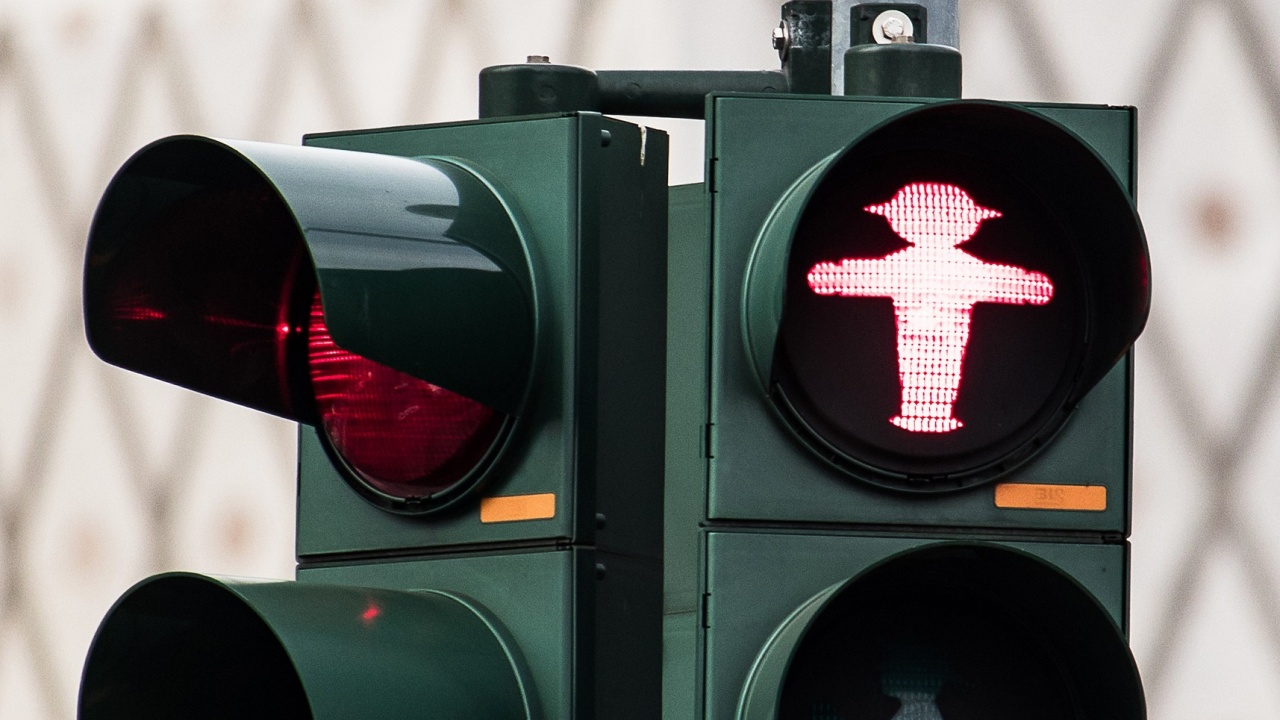 Кипър въвежда интелигентни светофари