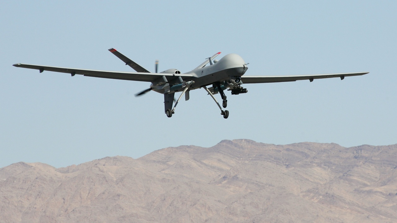 Иранската армия получи нови стратегически дронове