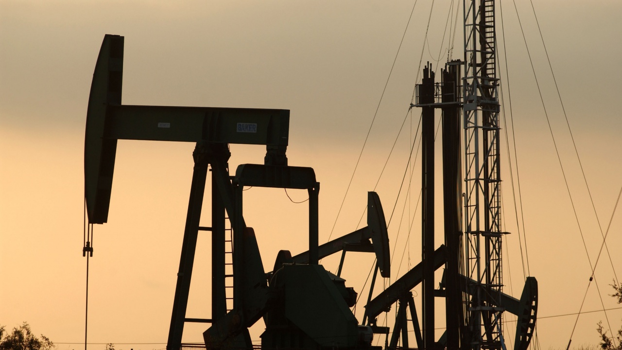 Петролът на ОПЕК скочи над 81 долара за барел