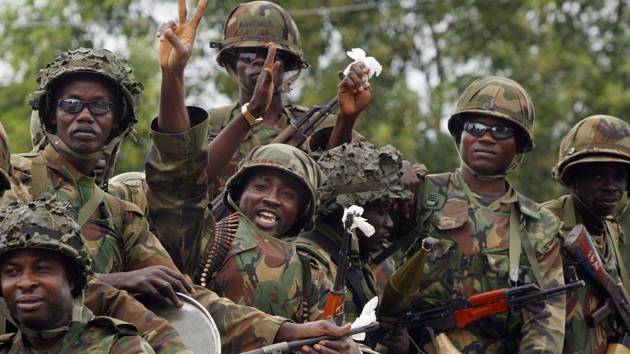 Три западноафрикански страни, управлявани от хунти, заявиха, че излизат от ЕКОВАС