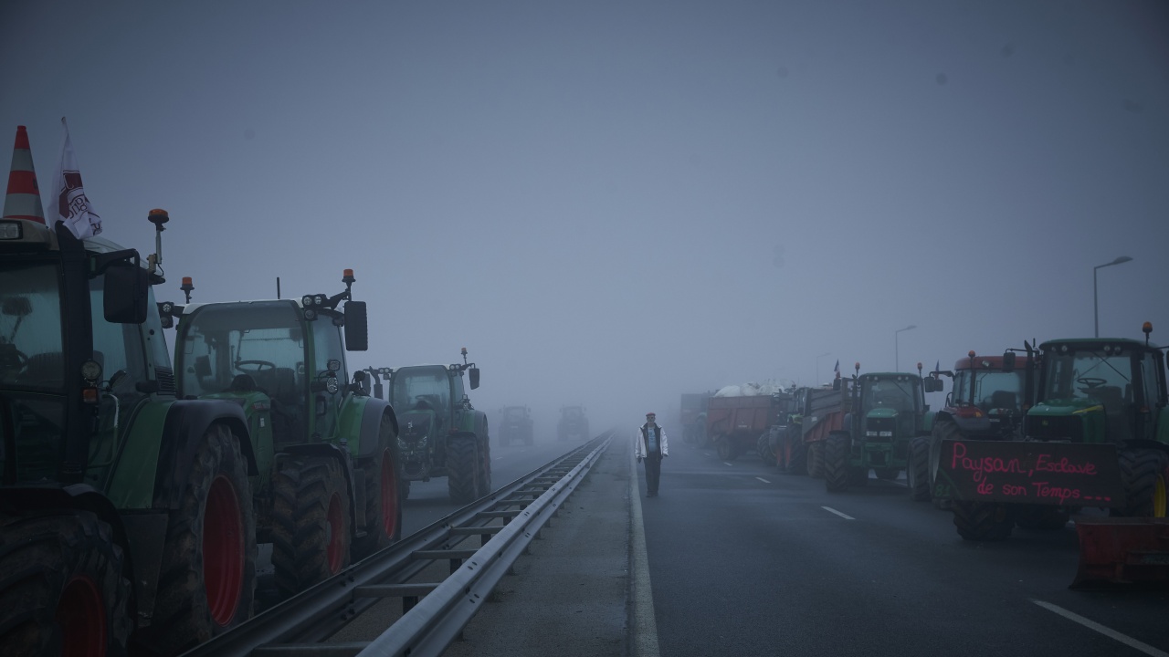 Земеделци блокираха пътища в Белгия, трактори стигнаха до Брюксел