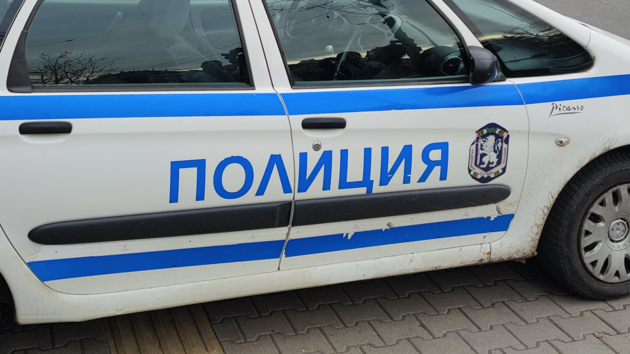 Иззеха стоки с лого на защитени марки на "Капитан Андреево"