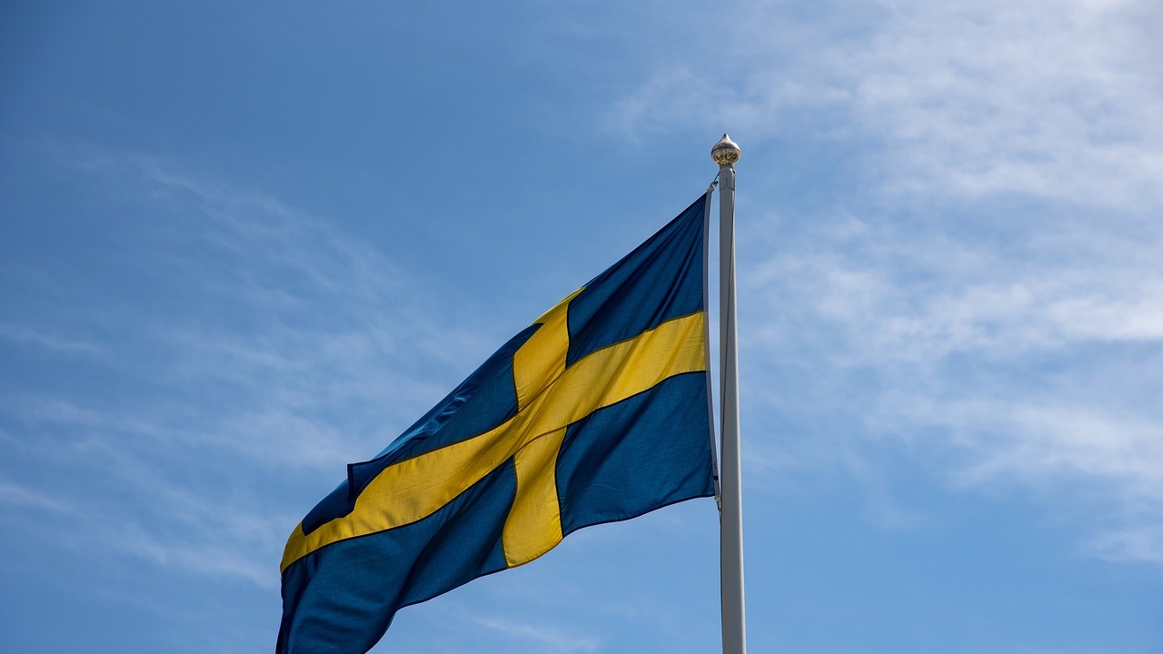 Шведската централна банка остави без промяна основните лихви и вече подготвя понижаването им