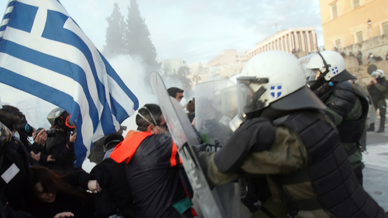 Сблъсъци белязаха протест срещу създаването на частни университети в Гърция