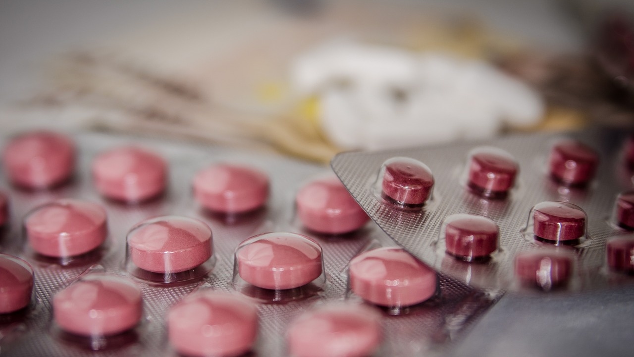 Тройно увеличение на продажбите на лекарства е отчетено в Румъния за десет години
