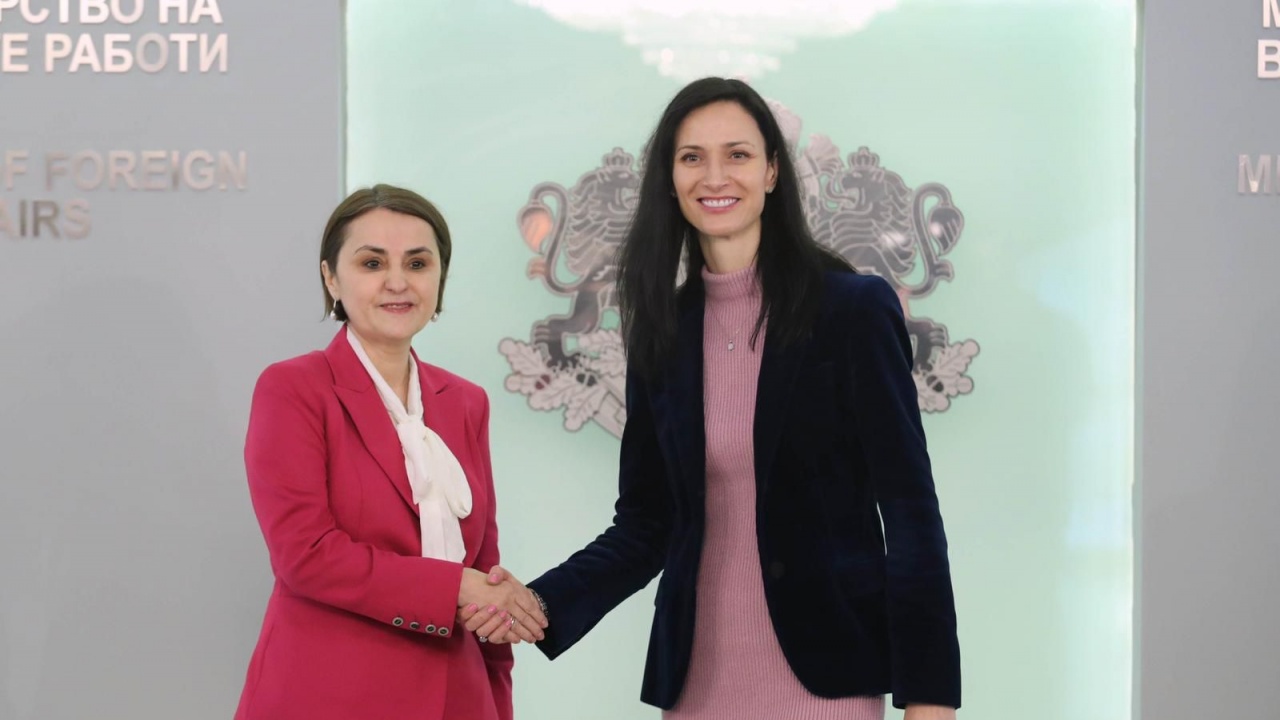Мария Габриел: Сътрудничество, свързаност и сигурност правят партньорството между България и Румъния стратегическо