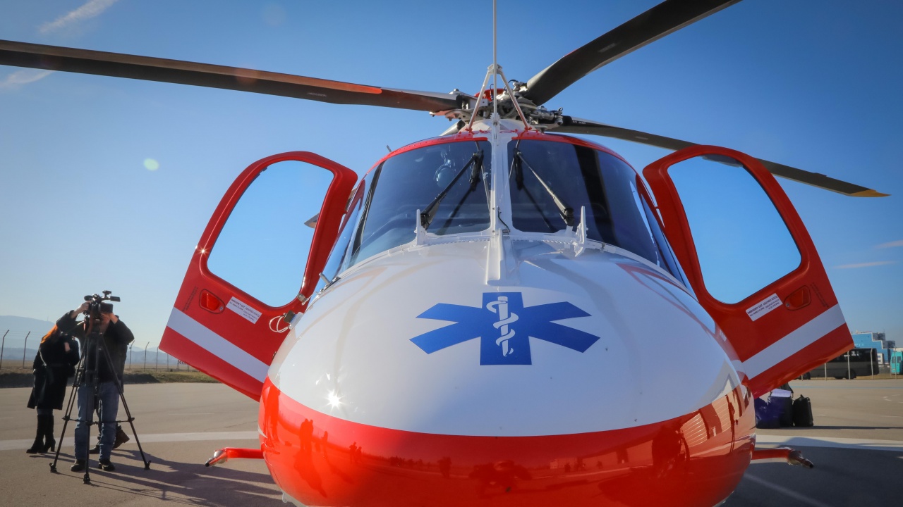 Вторият медицински хеликоптер пристига през юни и е за Долна Митрополия