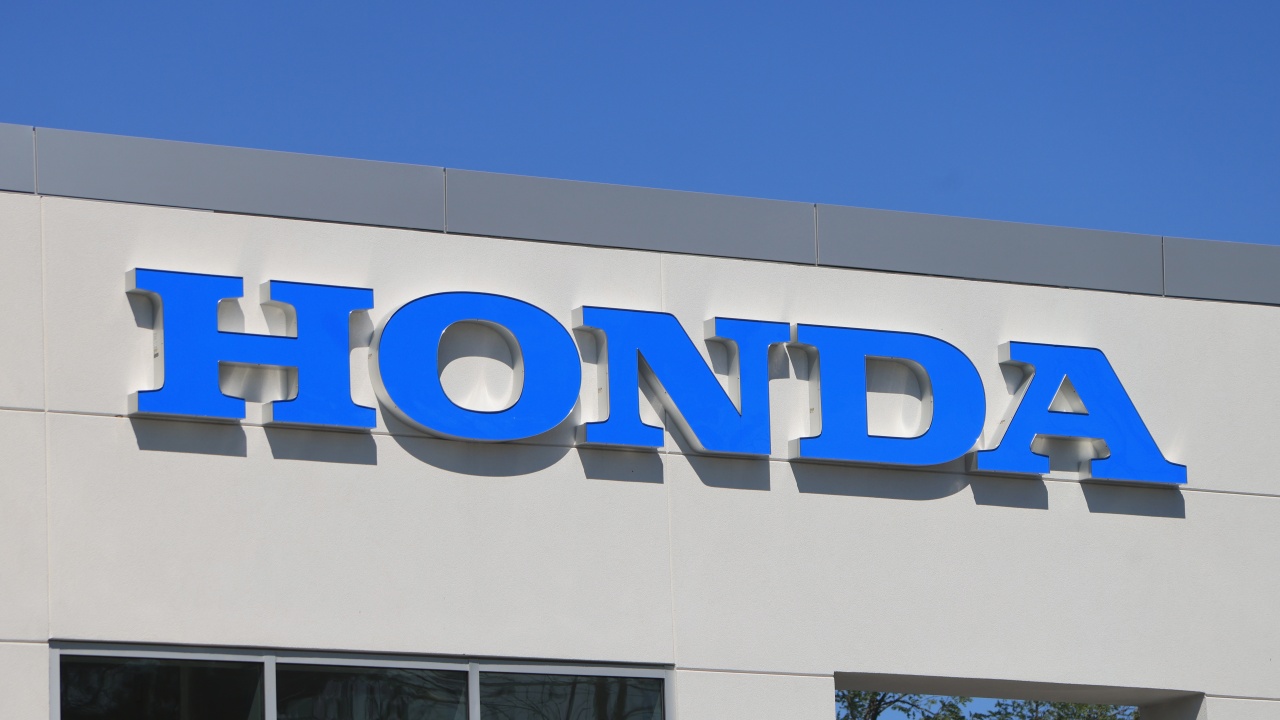 Печалбата на "Хонда" расте на фона на силното търсене в САЩ и Европа