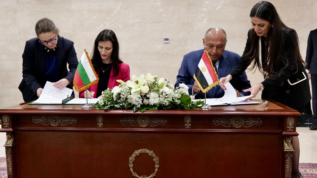 Ето какви договори подписа вицепремиерът Мария Габриел при визитата си в Египет
