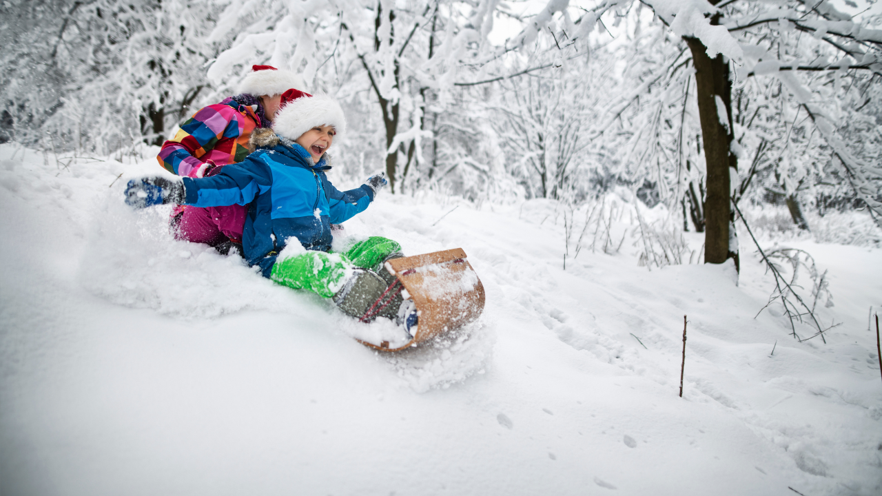 Ски, шейни и целене със снежни топки – зимен семеен празник на Витоша тази неделя