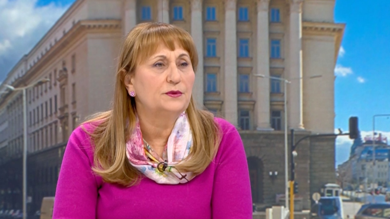 Лидия Шулева: Трябва да укрепим отбранителните си способности, защото не знаем какво ще му хрумне на Путин