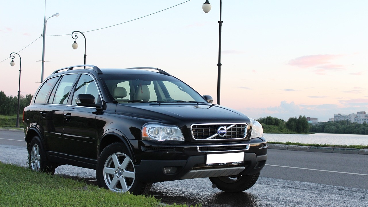 Volvo ще предупреждава водачите за предстоящи инциденти