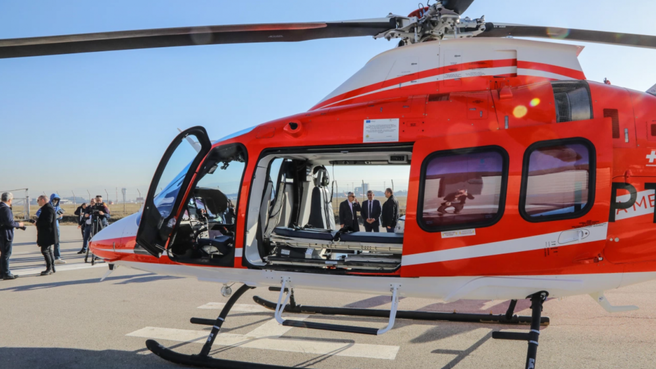 Първият медицински хеликоптер все още не е готов да лети