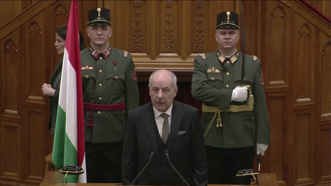 Унгарският парламент избра председателя на Конституционния съд Тамаш Шуйок за