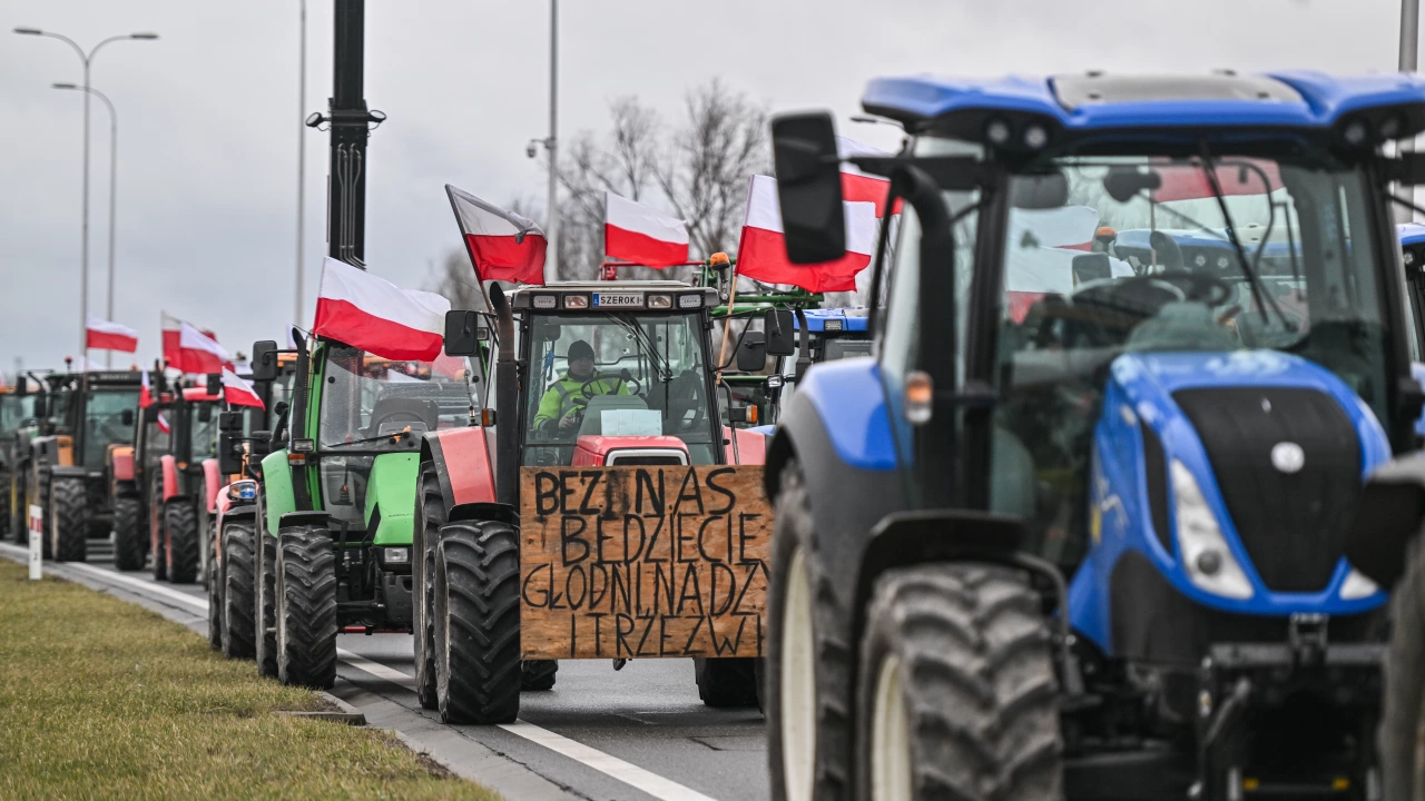 Хиляди полски фермери излязоха по улиците на Варшава в знак