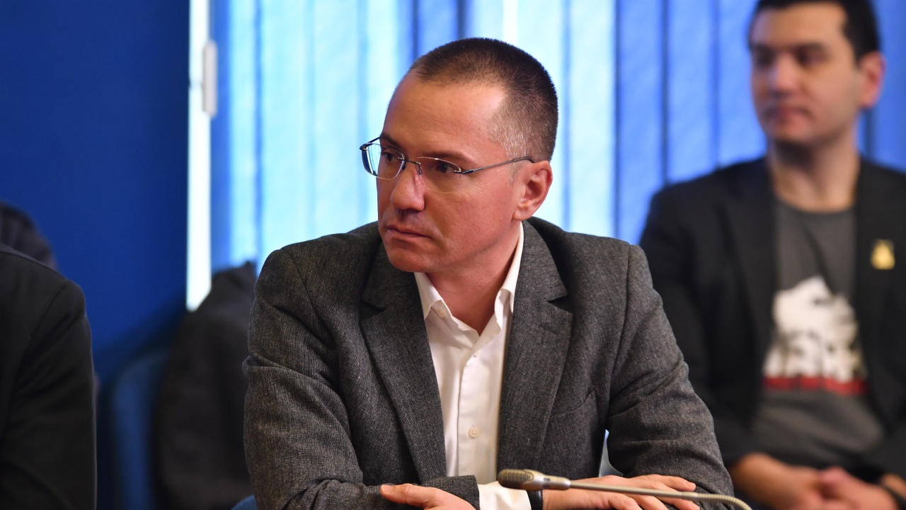 Ангел Джамбазки: Пендаровски си позволи нагли лъжи и клевети по отношение на българската нация