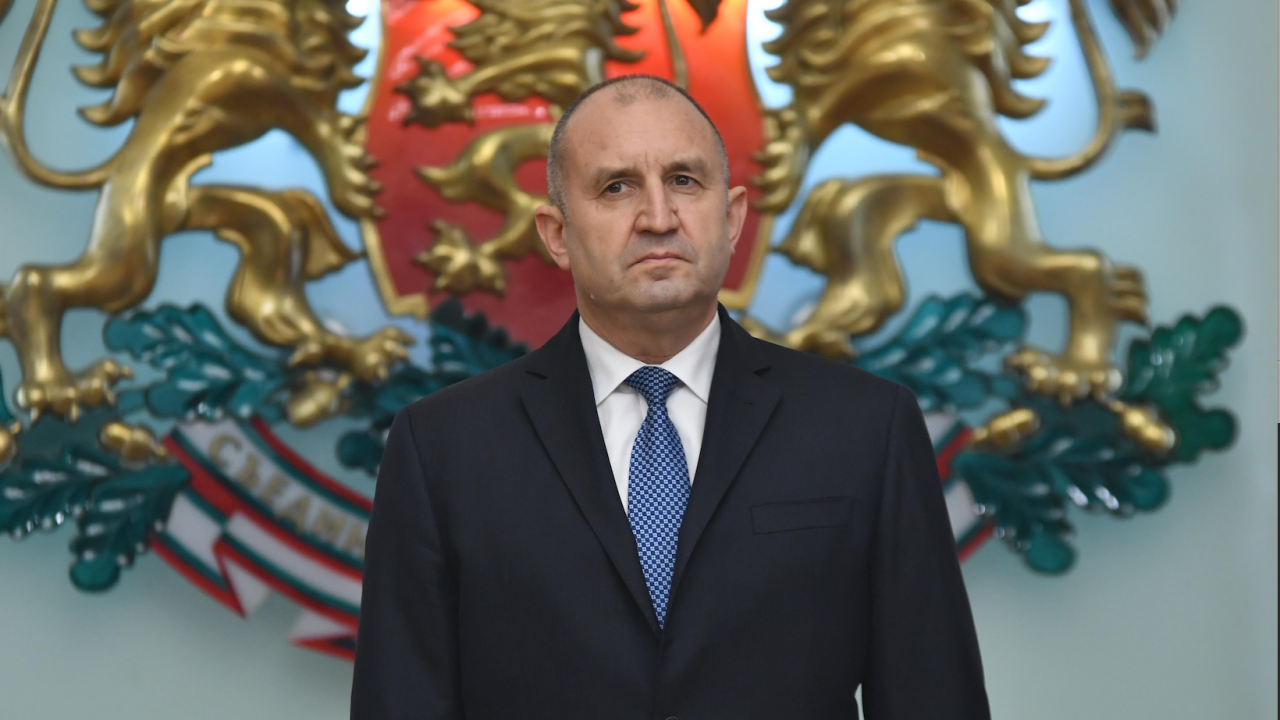 Радев: Утре ще бъде обявен графикът за провеждане на консултации с ПГ след оставката на кабинета "Денков"