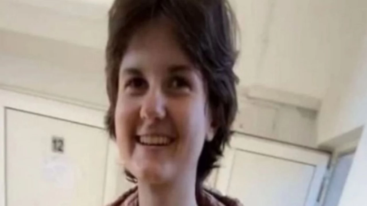 Издирването на изчезналата 17 годишна Ивана от Дупница днес продължава на
