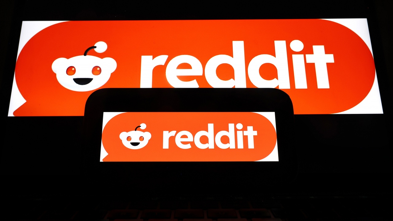 Reddit очаква да привлече 750 млн. долара при първично публично предлагане на акции